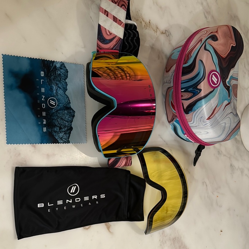 Blenders Ski/Snowboard Goggles